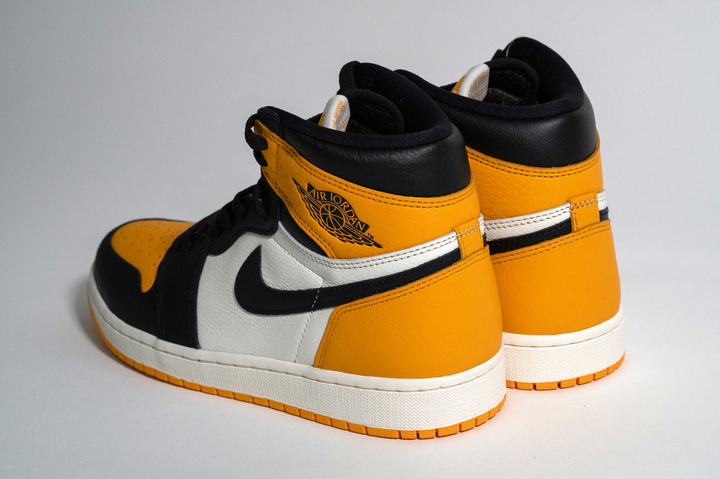 Jordan 1 Retro High Taxi