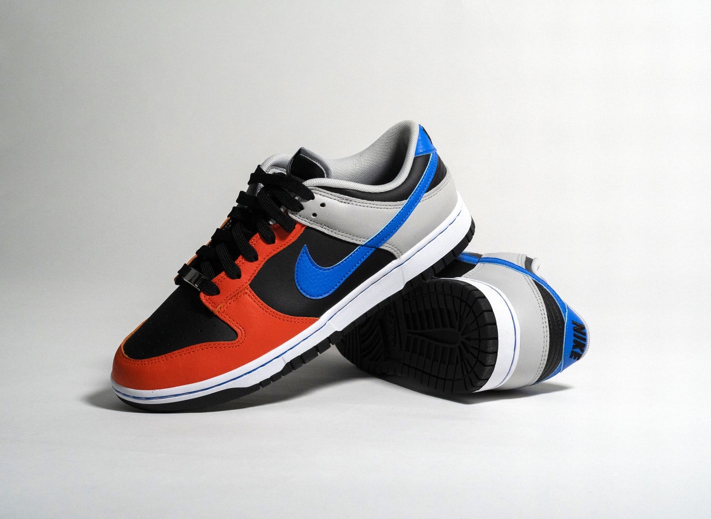 Nike Dunk Low EMB NBA 75TH Anniversary Knicks