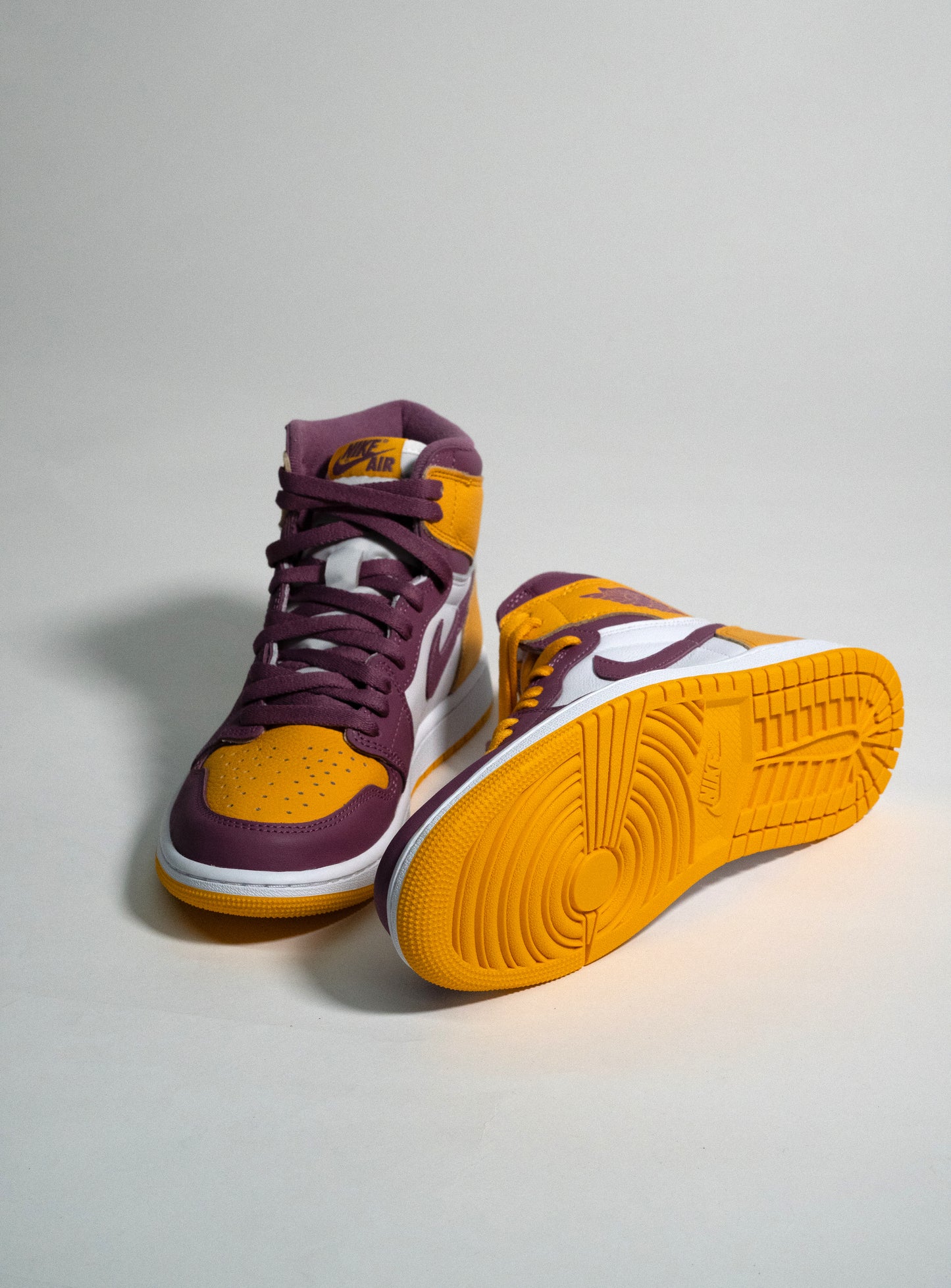 Jordan 1 Retro High Brotherhood