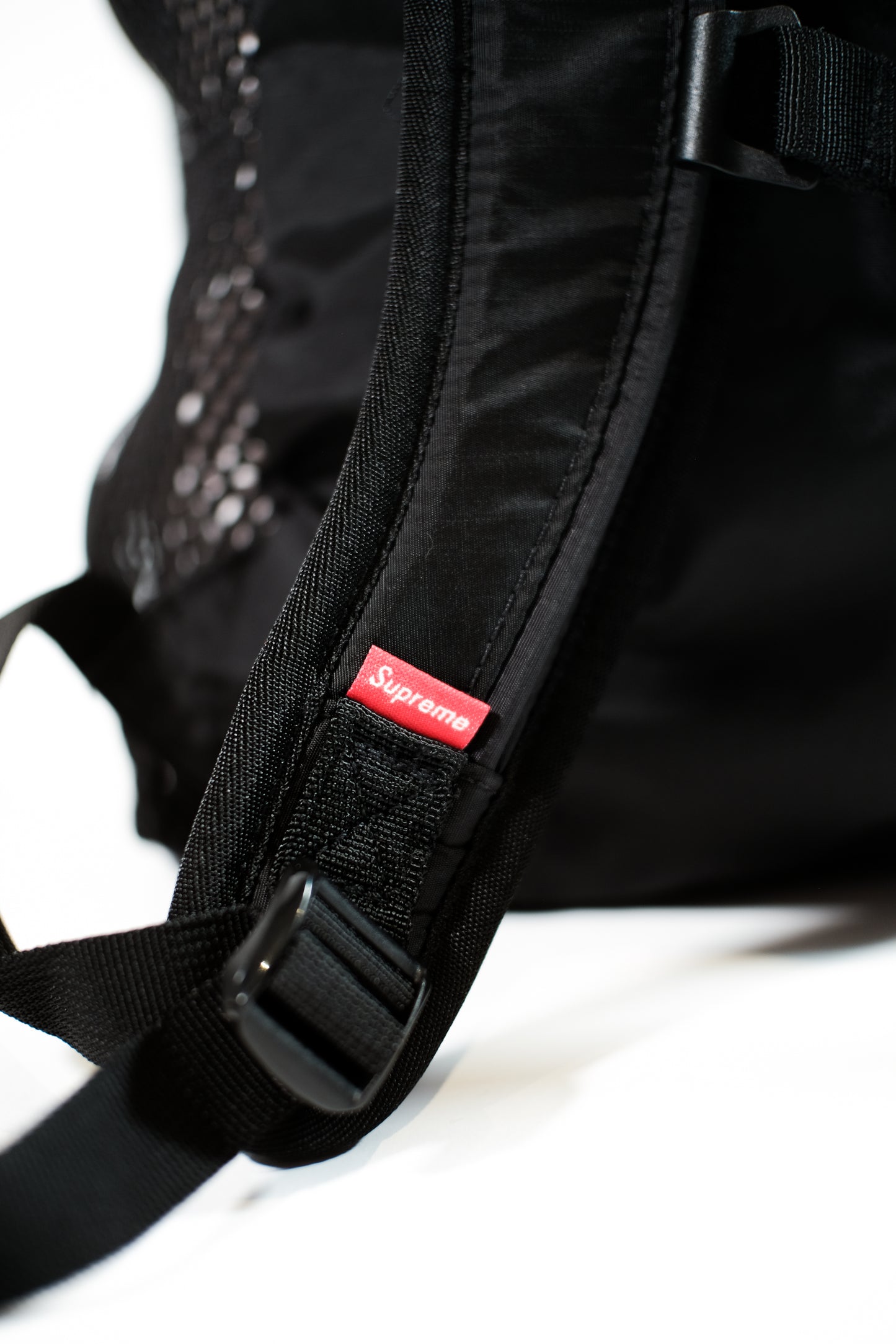 Supreme Mesh BackPack Black