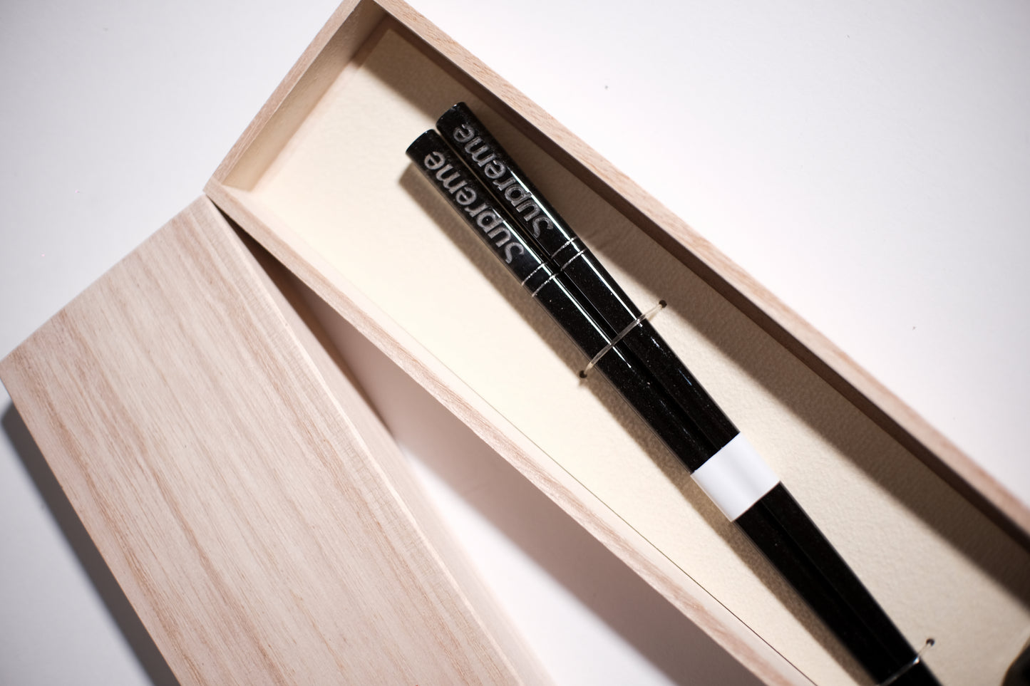 Supreme Chopstick Set Black