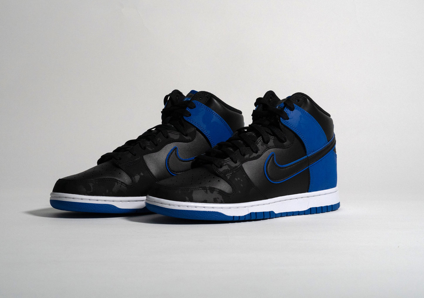 Nike Dunk High SE Camo Black Royal
