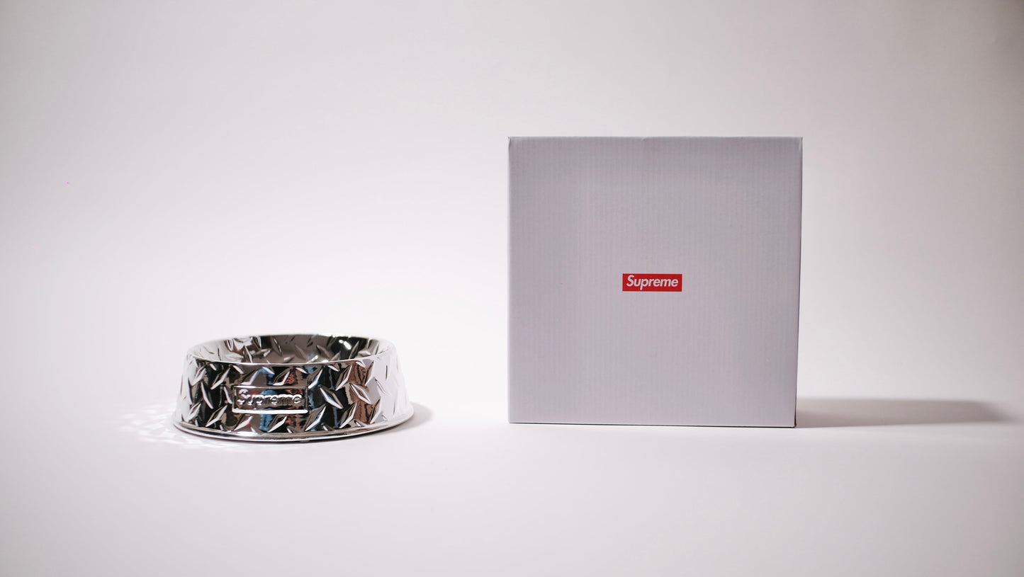 Supreme Diamond Plate Dog Bowl Silver