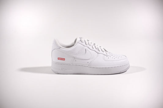 Nike Air Force 1 Low Supreme White