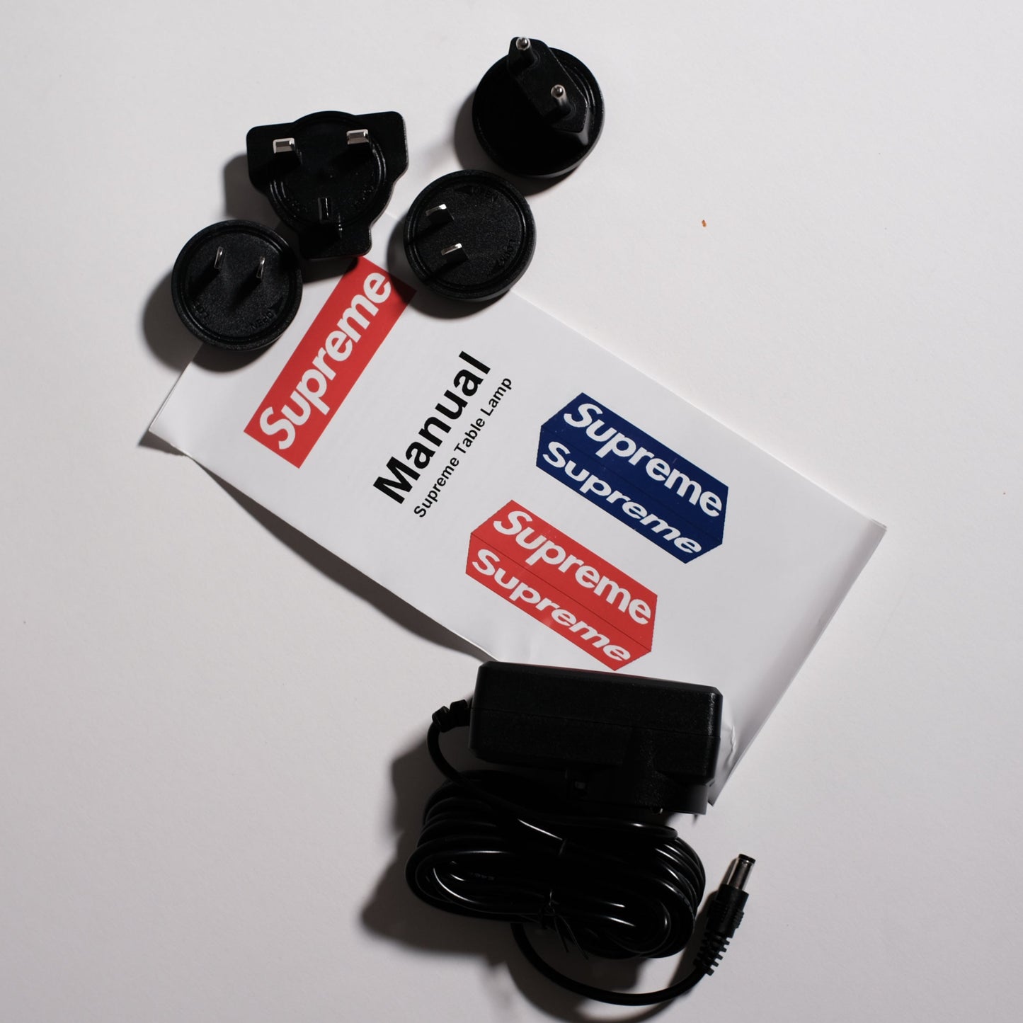 Supreme Box Logo Lamp Azul